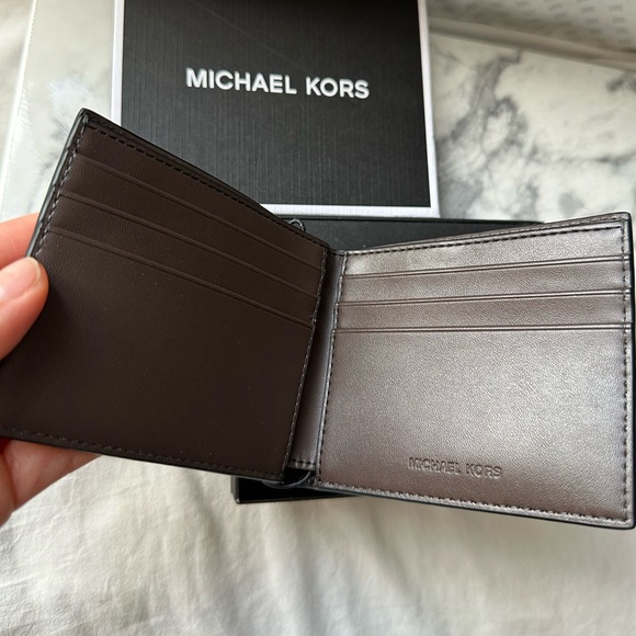 NWT Michael Kors Andy Saffiano Leather Wallet - Picture 2 of 5